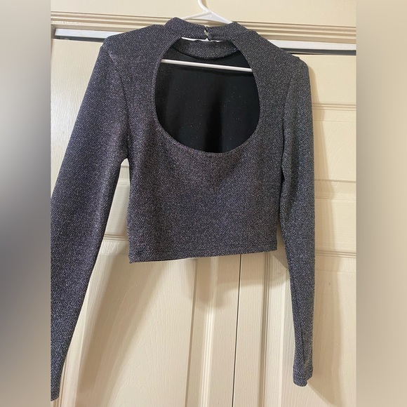 NWOT H&M Divided shimmery backless top, Sz Medium - Picture 2 of 5